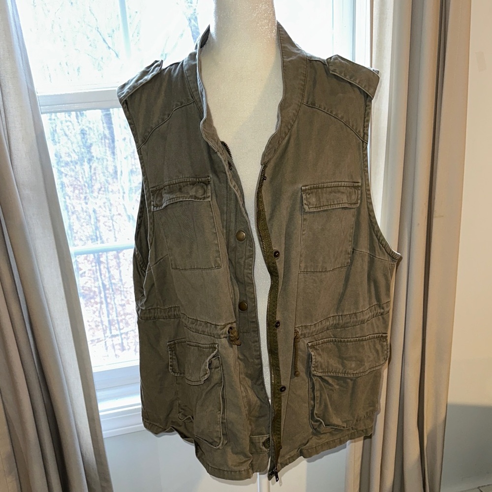Per Se Olive Green Utility Vest